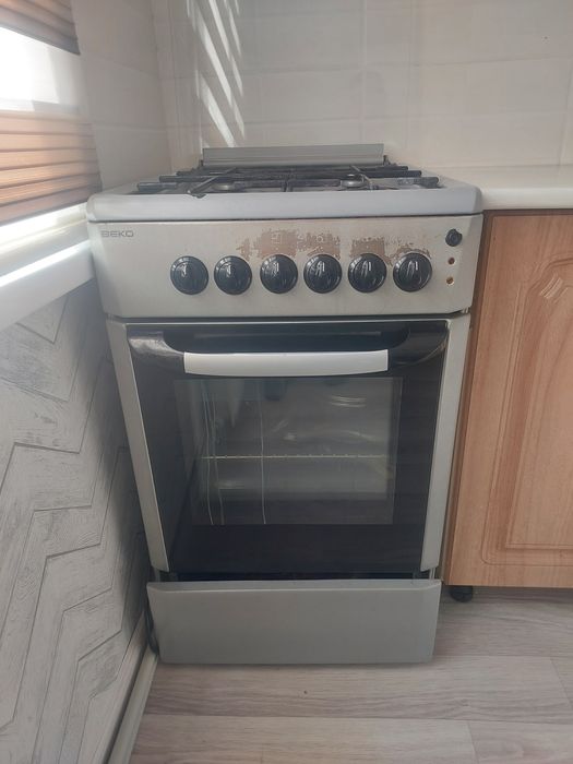 Кухонный гарнитур с газом