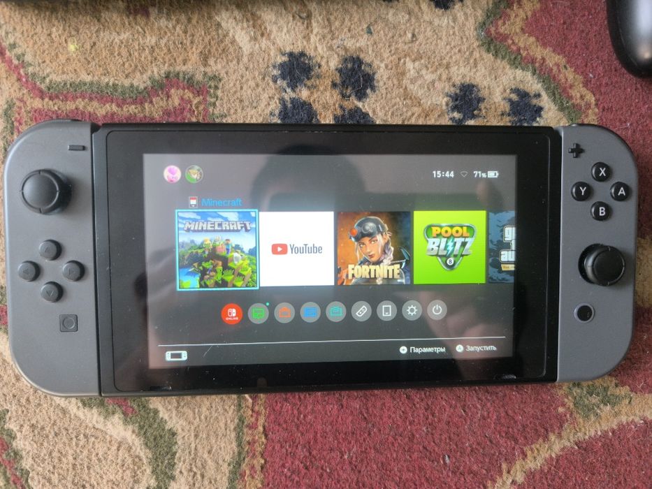 Продам Nintendo switch
