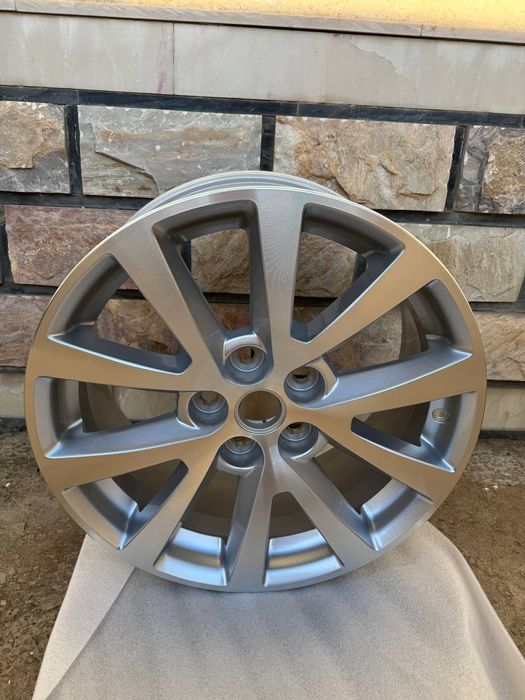 Малибу диска сотилади