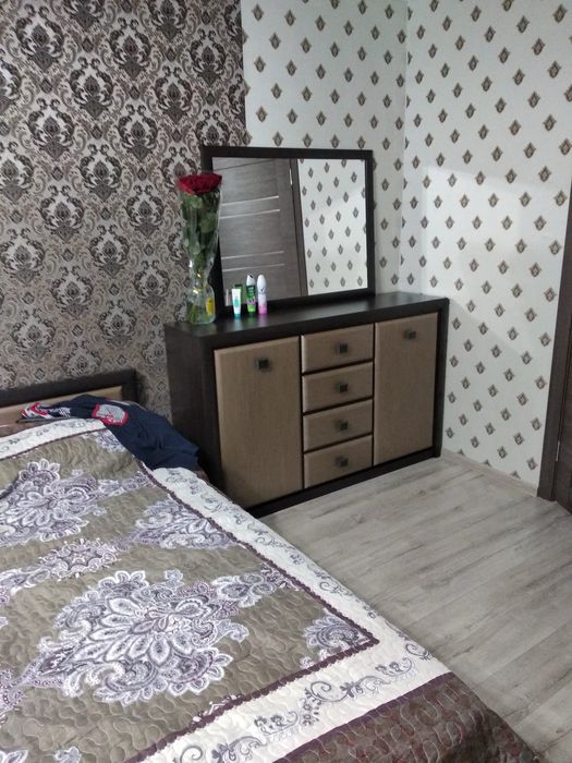 Продам спальний гарнитур