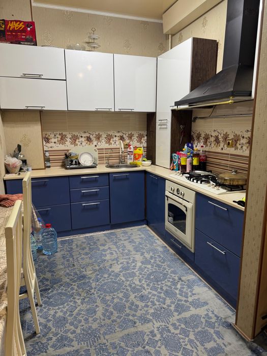 Кухня б/у. Состояние хорошее.