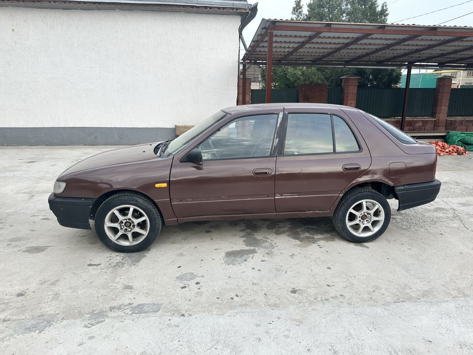 Продам машину Nissan Sunny