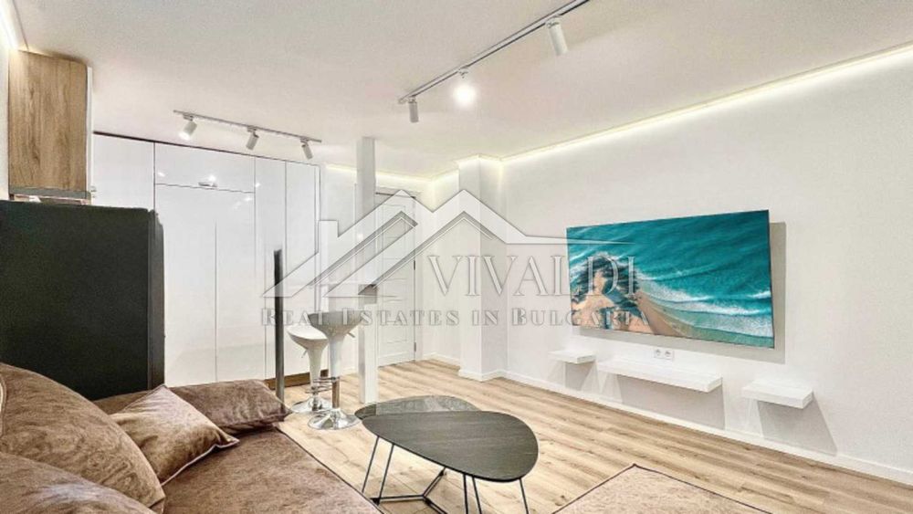 Продава се Двустаен апартамент в Варна, Чайка - 50 кв.м за 2900 €/кв.м - Снимка #1