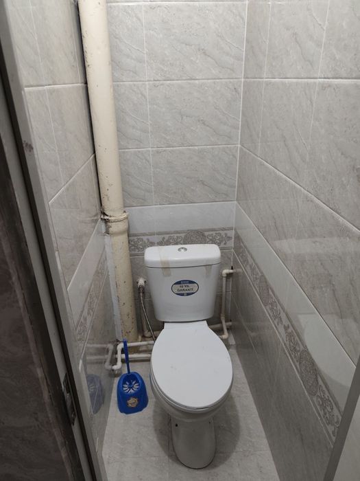 Shibayevadan uy sotiladi 2 xonali 2 qavatda joylashgan