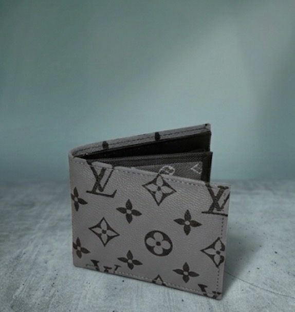 Louis Vuitton протфейли