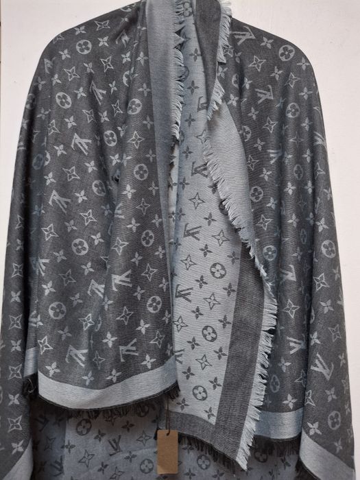 Шалове  Gucci L Vuitton, Benetton,Dubai Arab