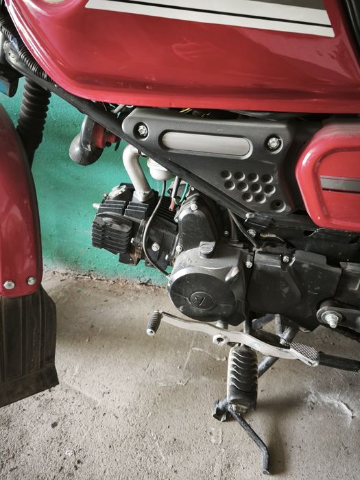 Продаеться мопед.