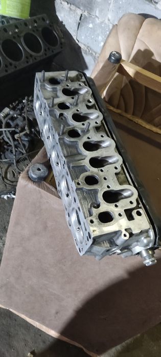 Запчасти на Ауди 100 с4