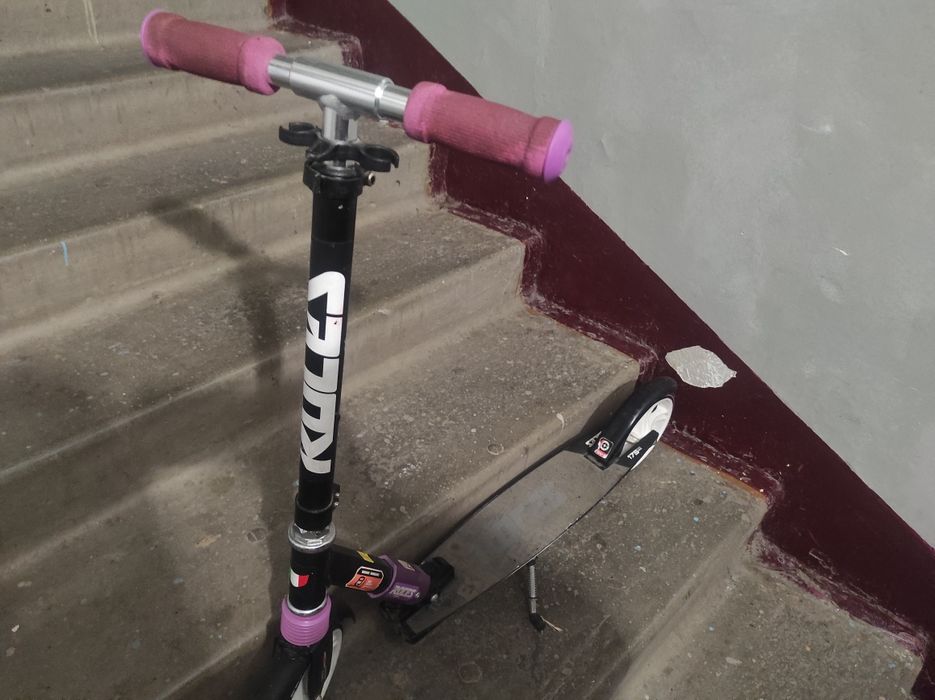 Самокат Roces очень крепкий