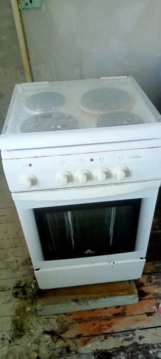 Продам плиту на кухню