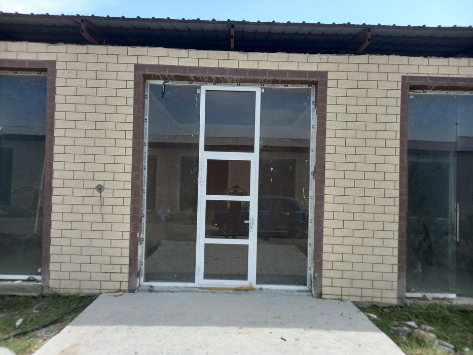 Эко Бозорда магазин сотилади ёки ижарага берилади.