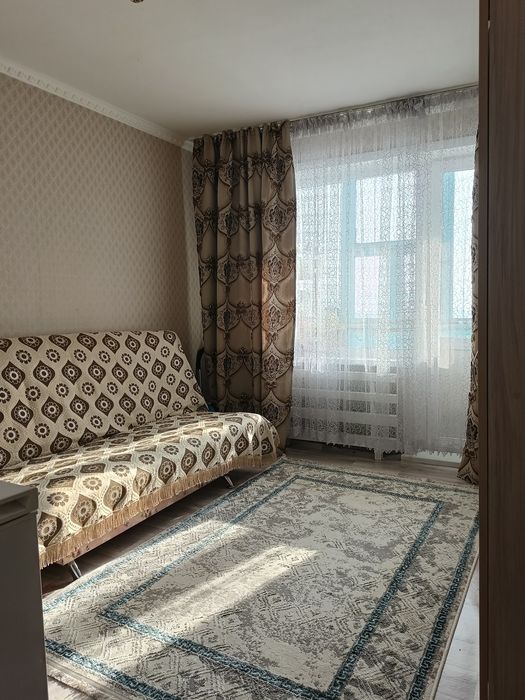 Продам 2 комнатную  квартиру