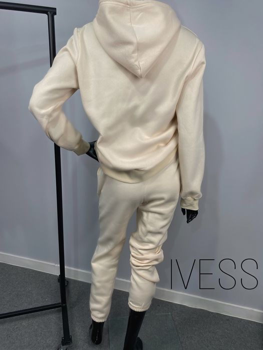 Дамски ватиран екип два цвята