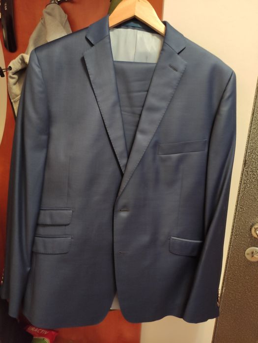 Costum bărbătesc.