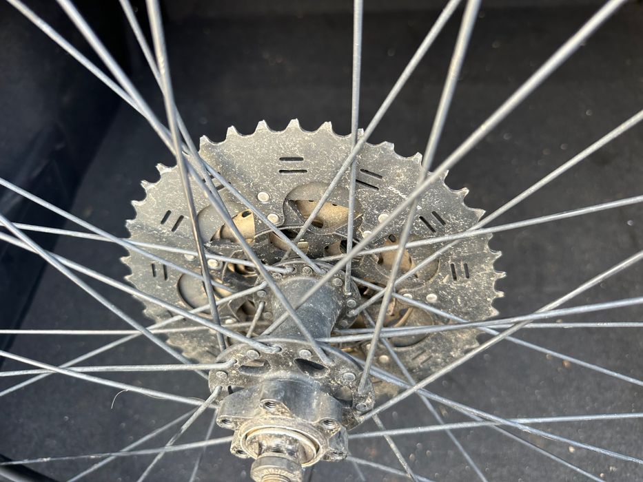 Roata bicicletă disk 28’/29’ originală 11 pinioane