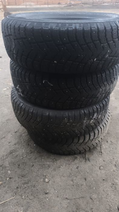 Продам шины 175/65/14