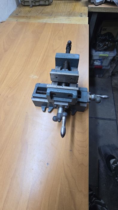 Тиски станочные.