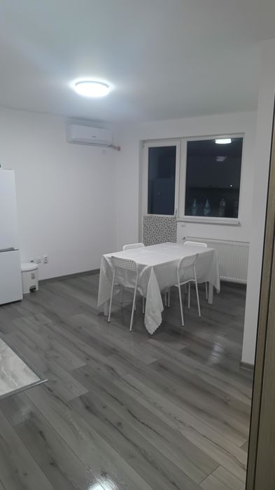 Apartament de inchiriat