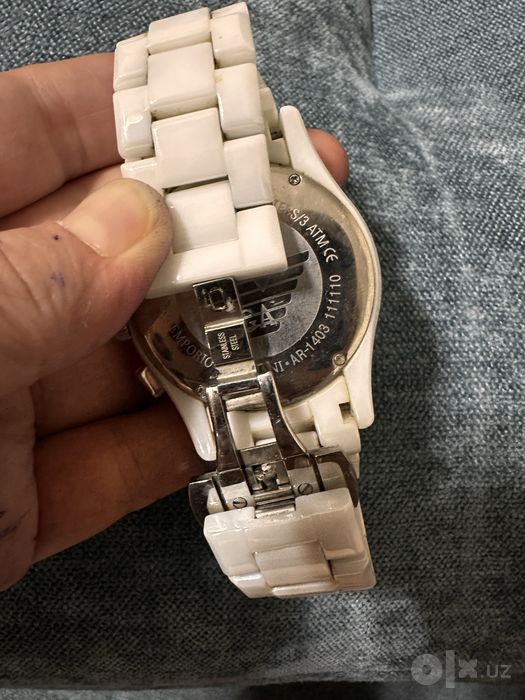 наручных кварцевых часов Emporio Armani Ceramica (модель AR1403)