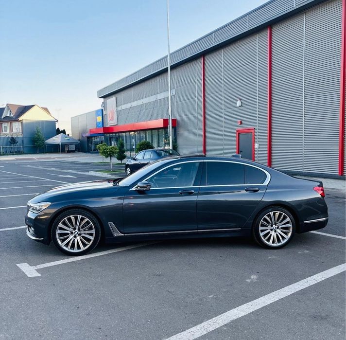 BMW 730 LD luxury
8.01.2026 înmatriculat .
20.12.2016 anul fabricație