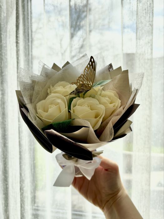 Мини букет за подарък