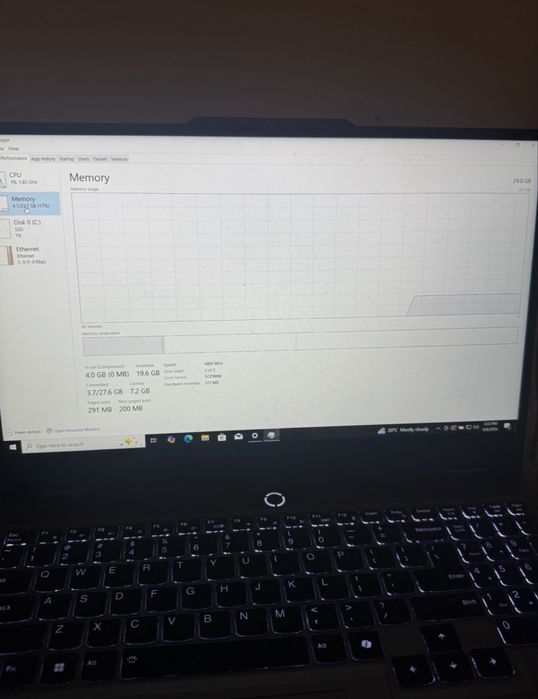 vand laptop lenovo LOQ