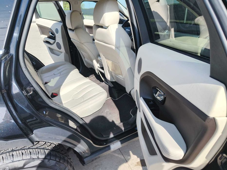 vand range rover evoque 2,2 d, sd4, 190 cp, 4x4 automata an fabricatie  2013