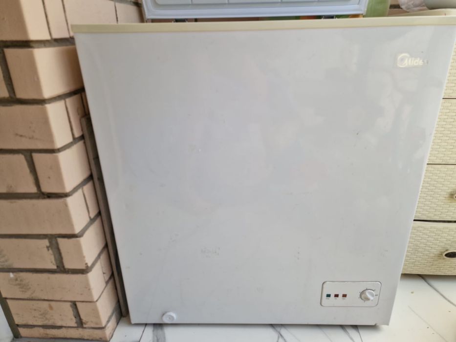 Морозильник Midea