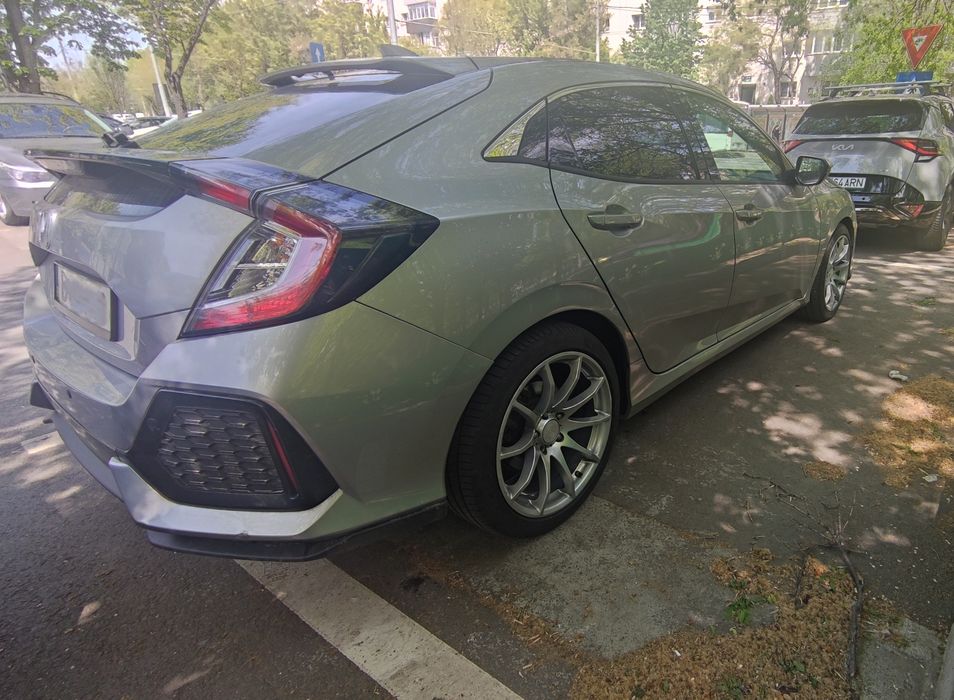 HONDA Civic 2019 — imagine 2