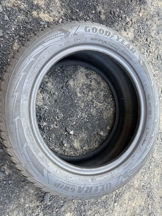 225/55 R17 GOODYEAR + VREDESTEIN anvelope noi iarna BMW