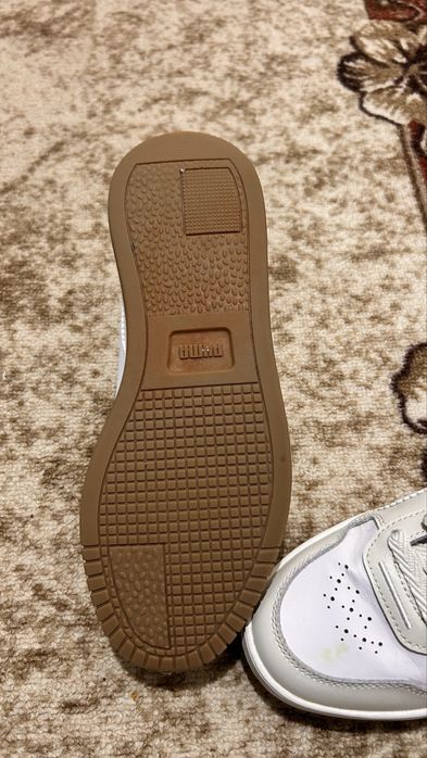 Маратонки Puma номер 38