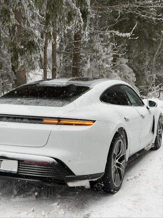 Porsche Taycan Battery Plus Pasm 360 Pano Predare leasing