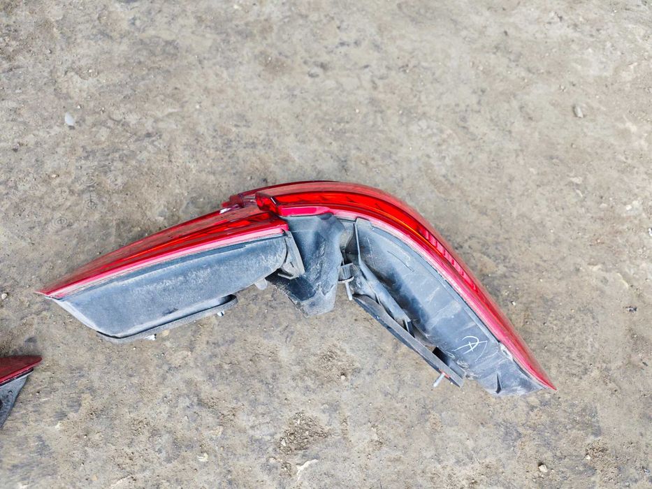 Комплект Стоп Mercedes W212 Комби Е класа Стопове с диоден мигач