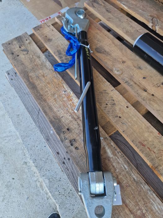 Tirant central tractor case 120 cp 150 cp catg 3 preț 1150 lei cu tva