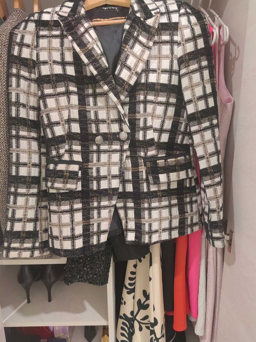 Дамски рокли и сака