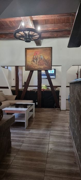 КЪЩА ЗА ГОСТИ "ВОЙВОДИТЕ" /Граничи със река и планина!!!