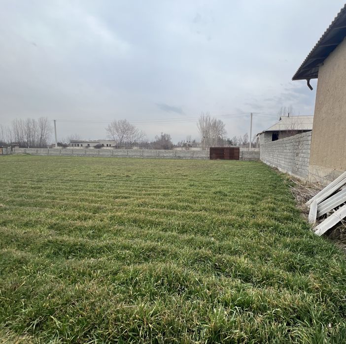 Shoshilinch Yer  uchastka sotiladi