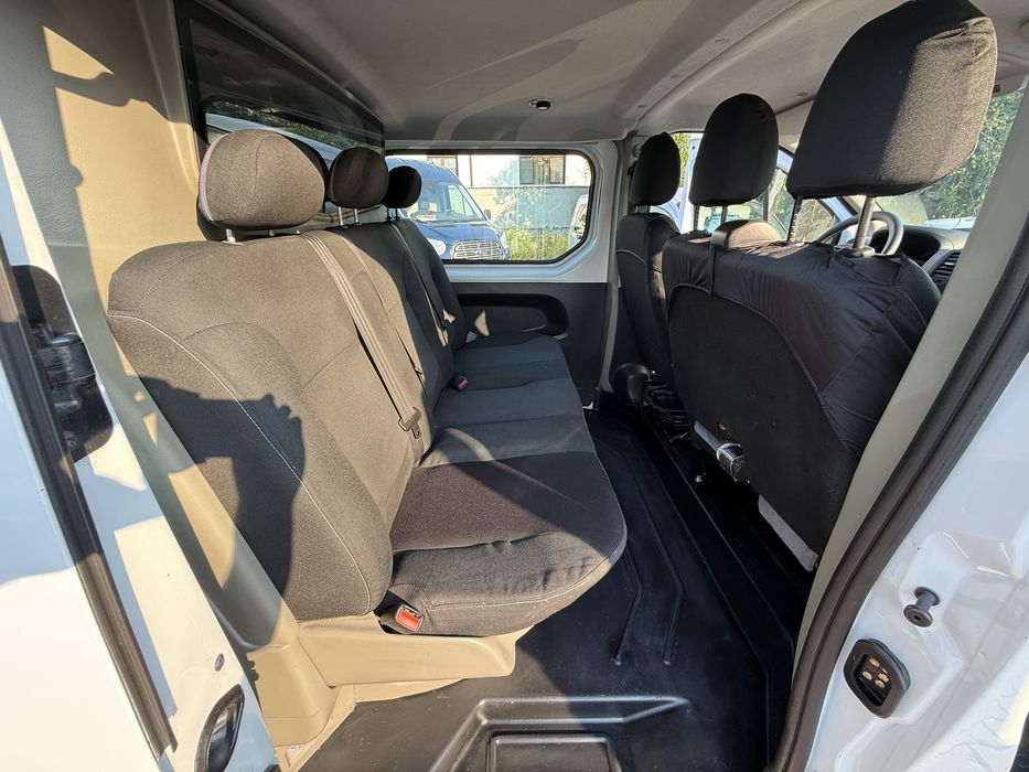 Renault Trafic 6 Locuri, Varianta Lunga