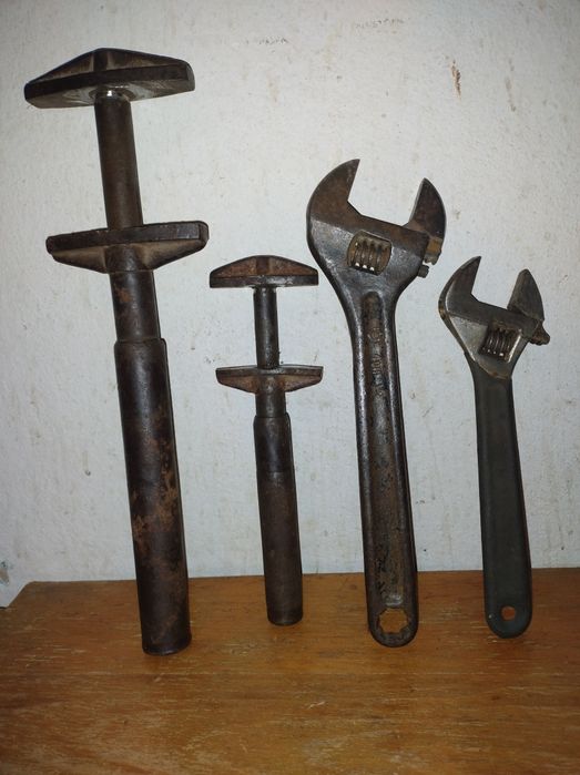 Cheie franceza reglabila