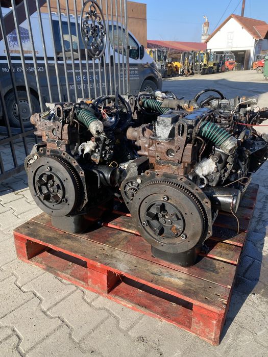 Motor Yannmar 3TNV76 cu trei cilindrii