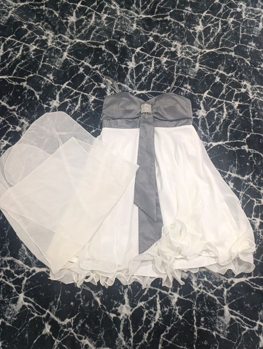 Продам платья недорого