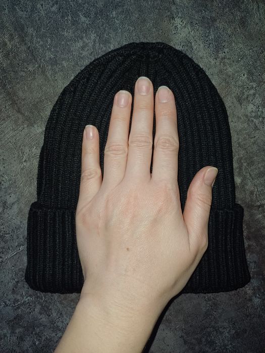 Продам новую шапочку бини.