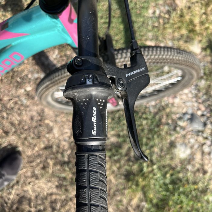 Продам велосипед подростковый для девочки