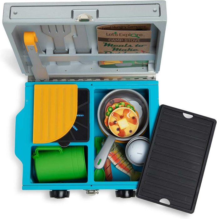 Дървена кухня комплект за пикник Melissa & Doug с аксесоари в куфарче