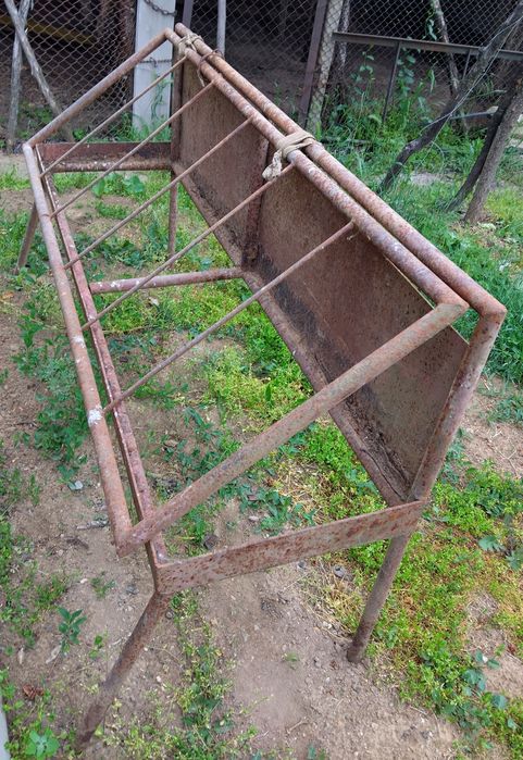 Хранилка за животни