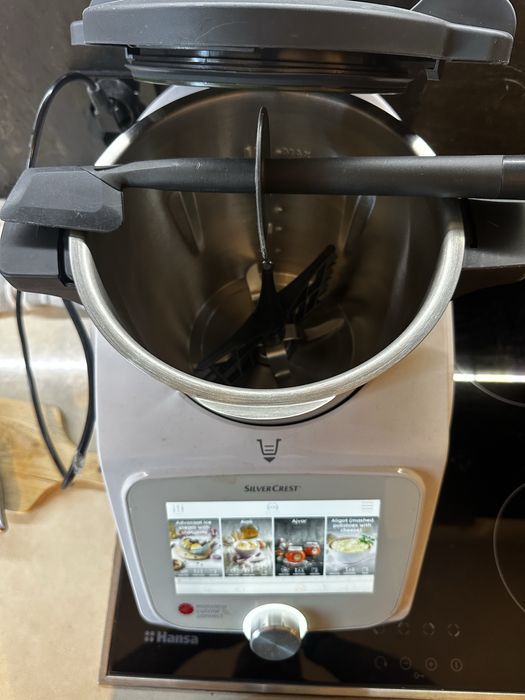 robot de bucătărie Monsieur Cuisine Connect gen Thermomix