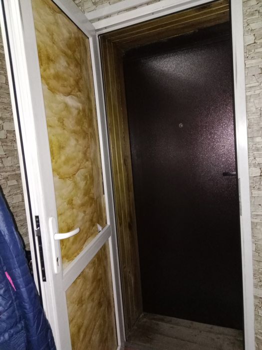 Продаётся 1 квартира с печным отоплением