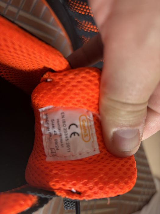 Pantofi de protectie cu bombeu metalic S1, textil, talpa antiderapant