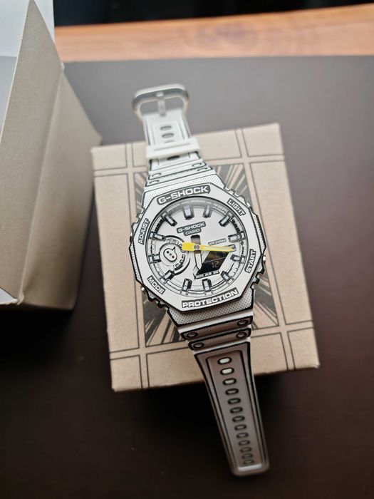 Vand G-Shock Manga GA-2100MNG7AER box papers