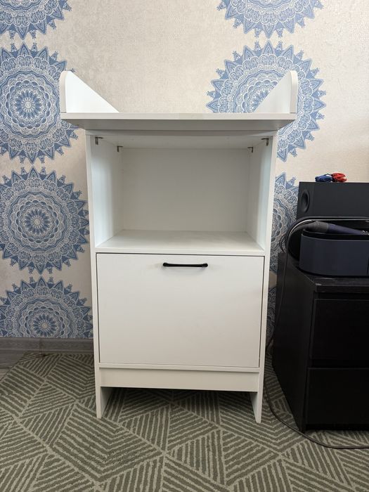 Пеленальный стол